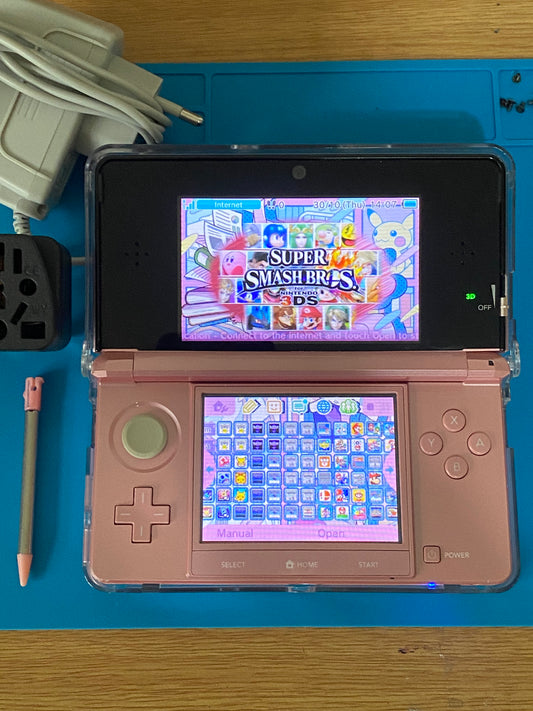 Pink Nintendo 3DS – Modded, 128GB SD