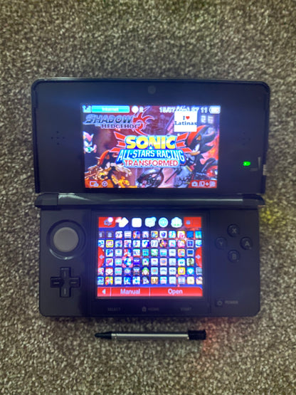 Cosmos Black Nintendo 3DS - Modded, 128GB SD