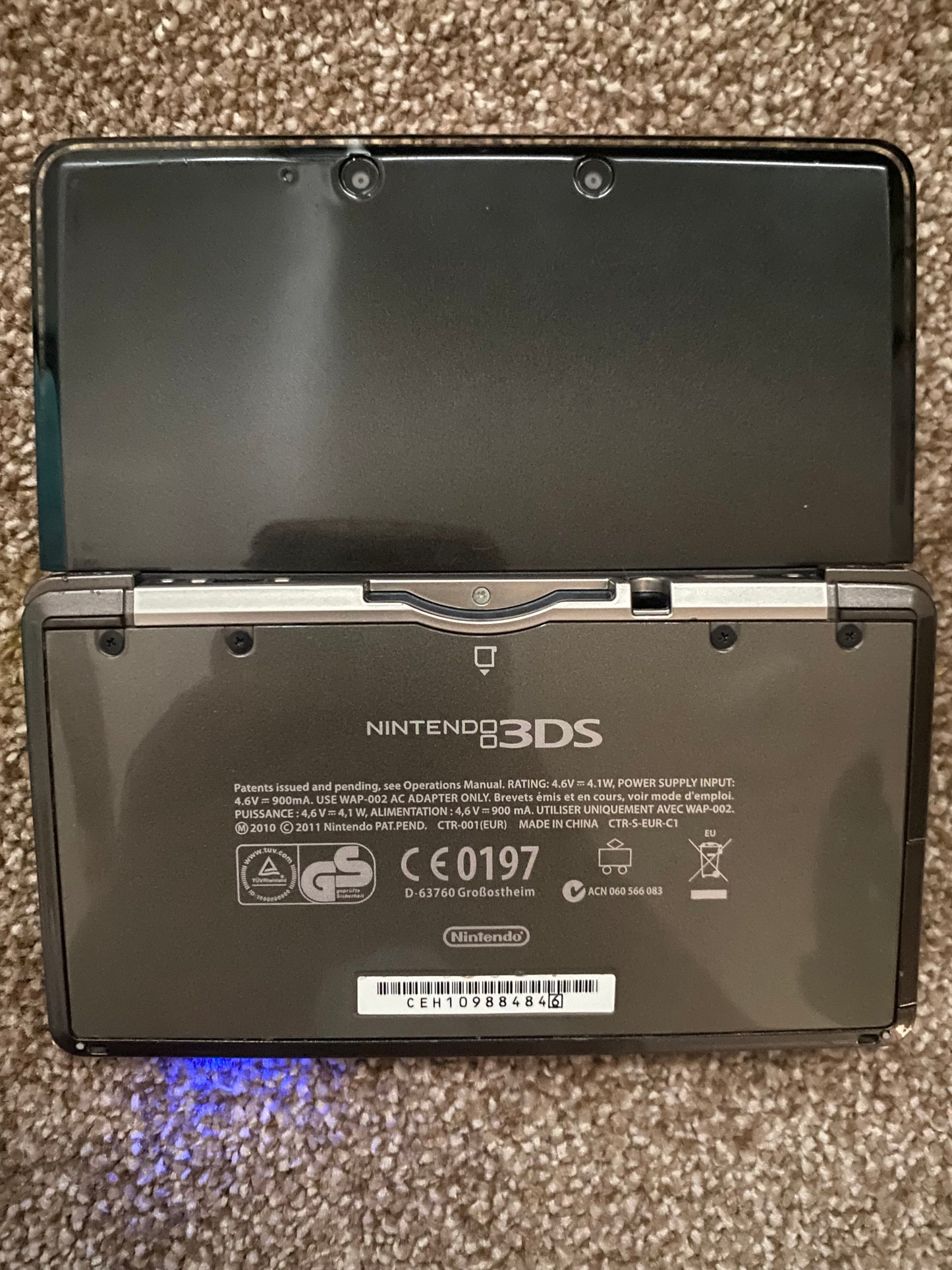 Cosmos Black Nintendo 3DS - Modded, 128GB SD