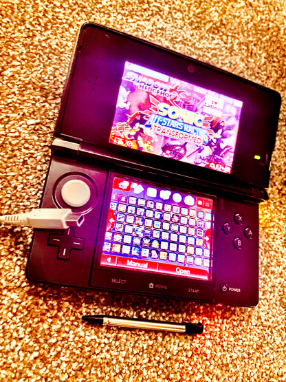 Cosmos Black Nintendo 3DS - Modded, 128GB SD
