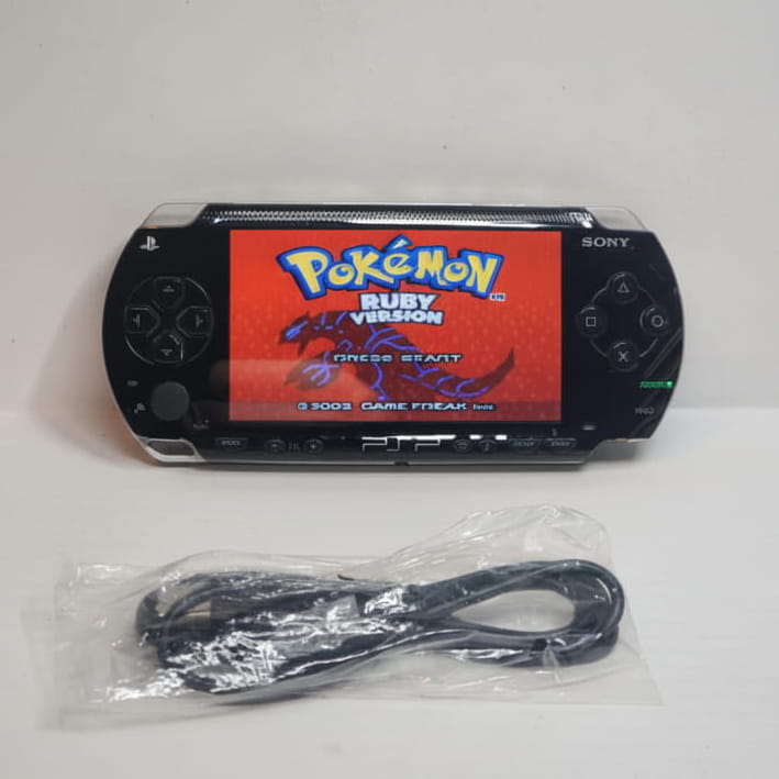 Modded PSP with game on screen - custom firmware pre-installed retro gaming UK seller
