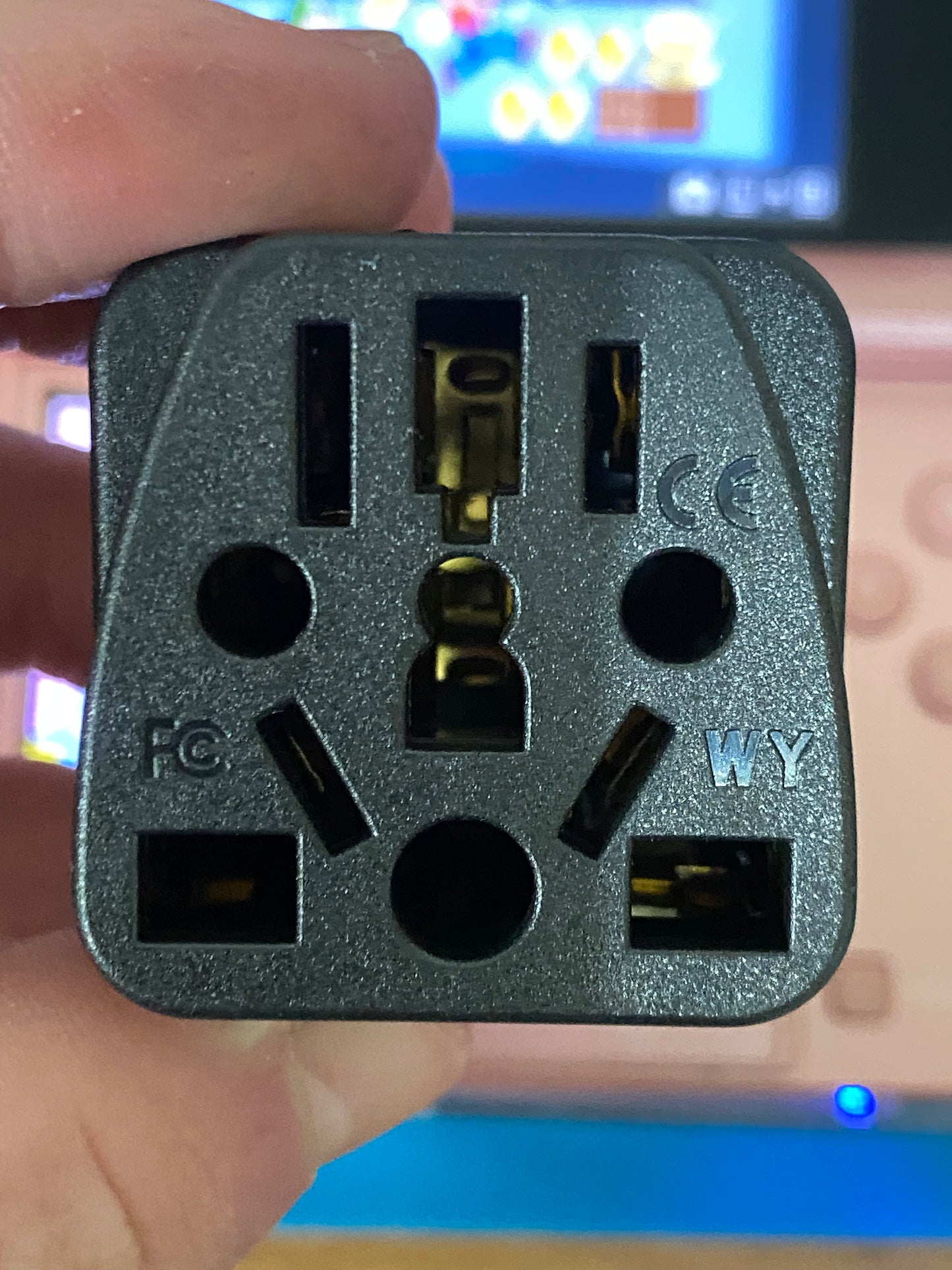 Pink Nintendo 3DS – Modded, 128GB SD