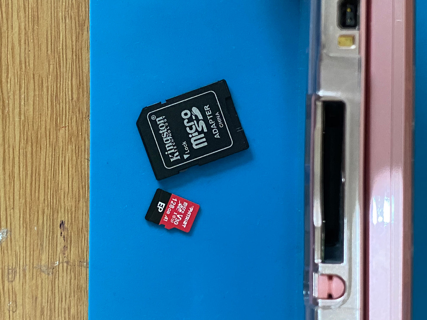 Pink Nintendo 3DS – Modded, 128GB SD