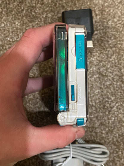 White x Aqua Blue Nintendo 3DS - Modded, 128gb