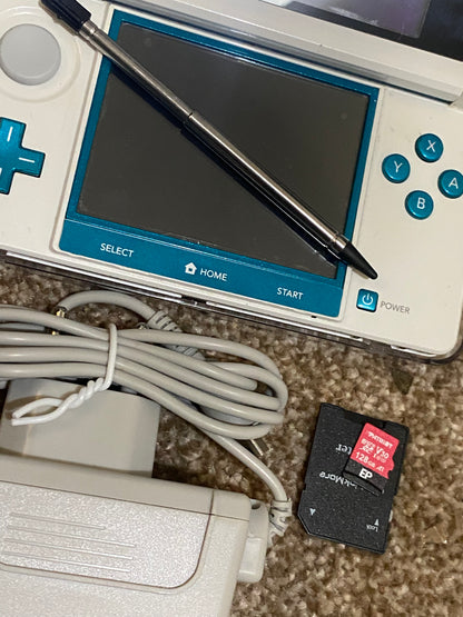 White x Aqua Blue Nintendo 3DS - Modded, 128gb