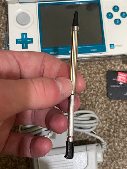 White x Aqua Blue Nintendo 3DS - Modded, 128gb